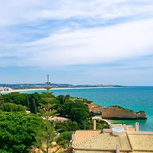 acqua-vista-family-apartment-200m-from-beach.hotelaalgarve.com/
