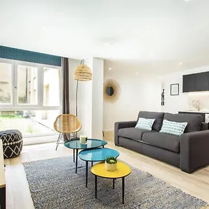 Apartamento Cmg Buttes Chaumont - Botzaris, París